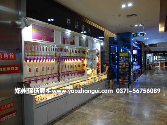 香水展柜中的精品香水专柜的展柜制作实景效果欣赏-河南展柜设计制作